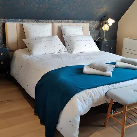 Les Coquelicots - Marie Bed & Breakfast Houdan